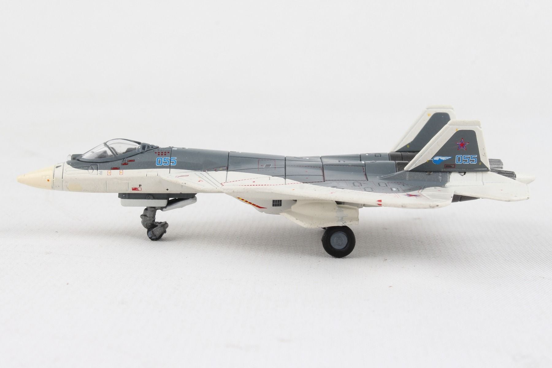 Sukhoi T-50 White Shark (Su-57 Prototype) 1:200 Scale Model Left Side View