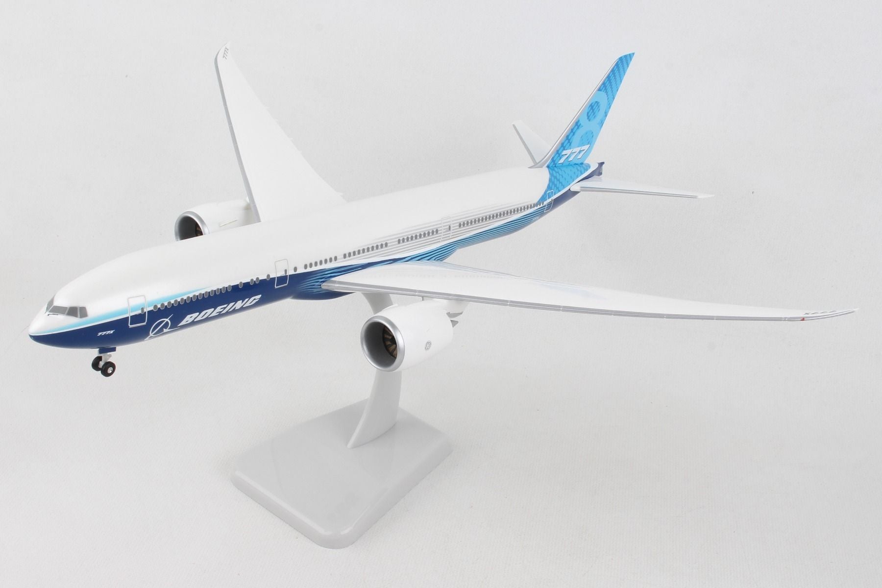 Boeing 777-8 Boeing Livery W/Gear 1:200 Scale Model