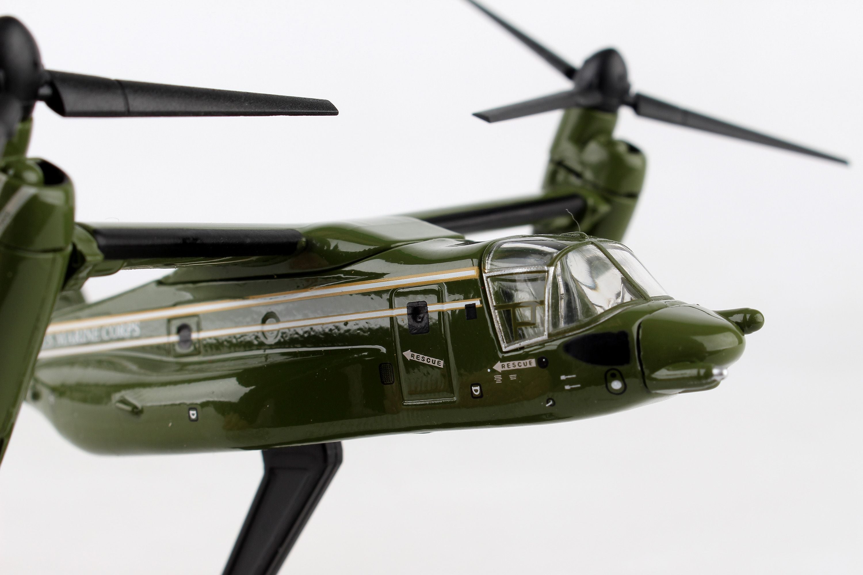 Bell Boeing MV-22B Osprey HMX-1, 1:150 Scale Diecast Model Close Up