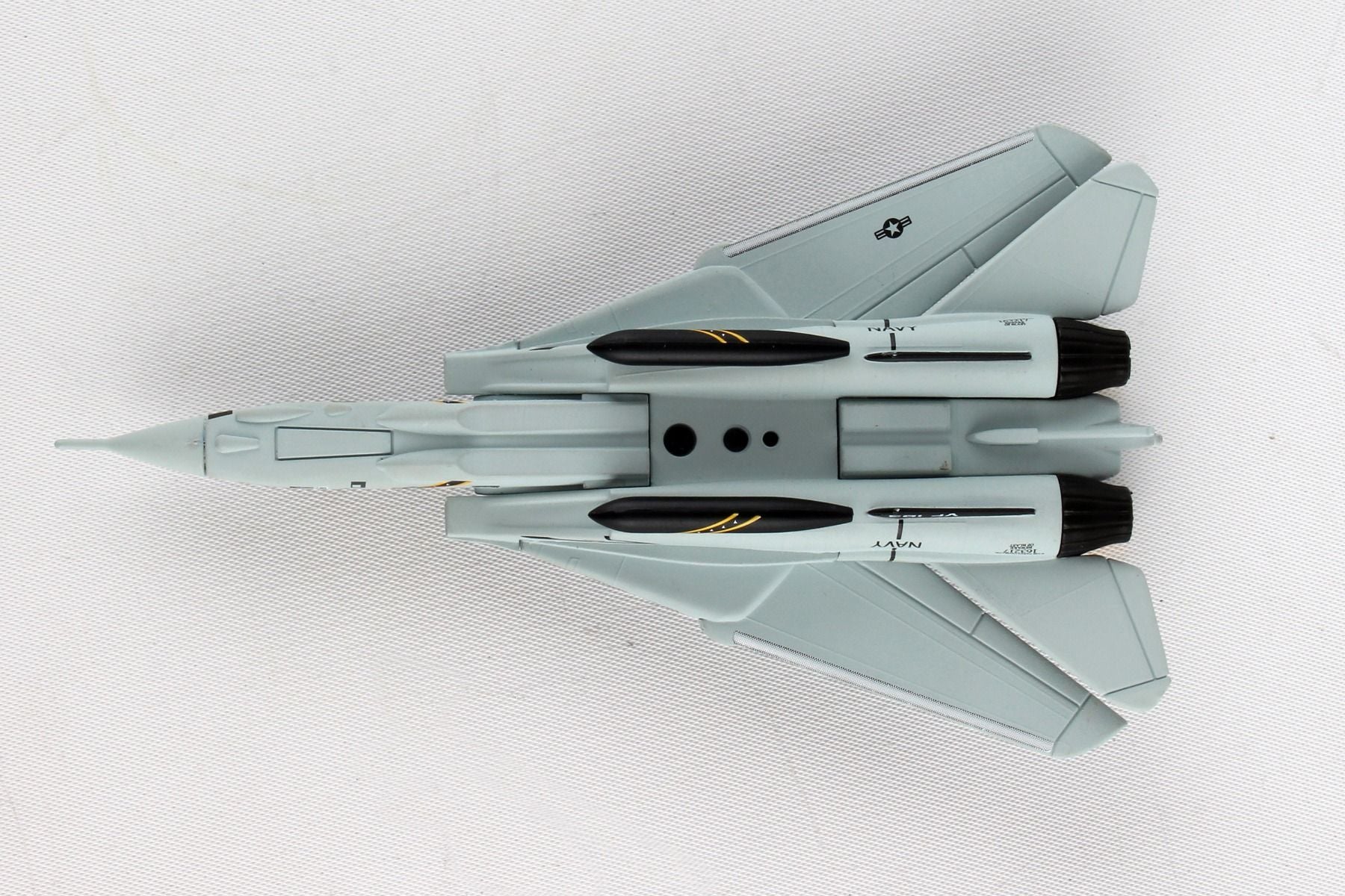 Grumman F-14 Tomcat VF-103 Jolly Rogers 1/160 Scale Model Bottom View