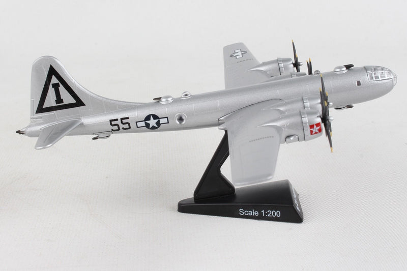 Boeing B-29 Superfortress “Jack’s Hack” 1/200 Scale Model Right Side View