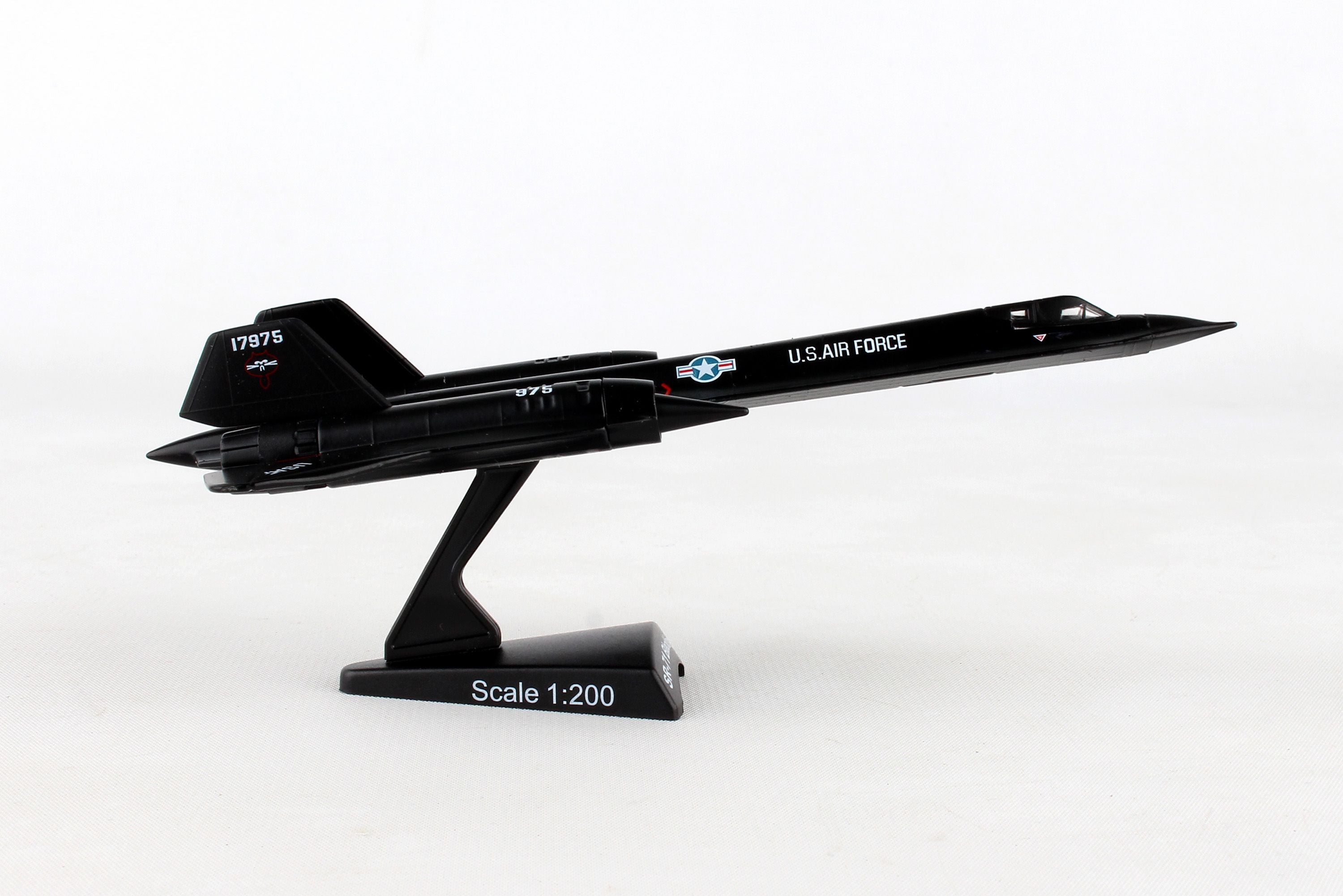 ロッキード SR-71 1:200 スケール モデル Daron | Lockheed SR-71 Blackbird USAF 1:200 Scale Diecast Model