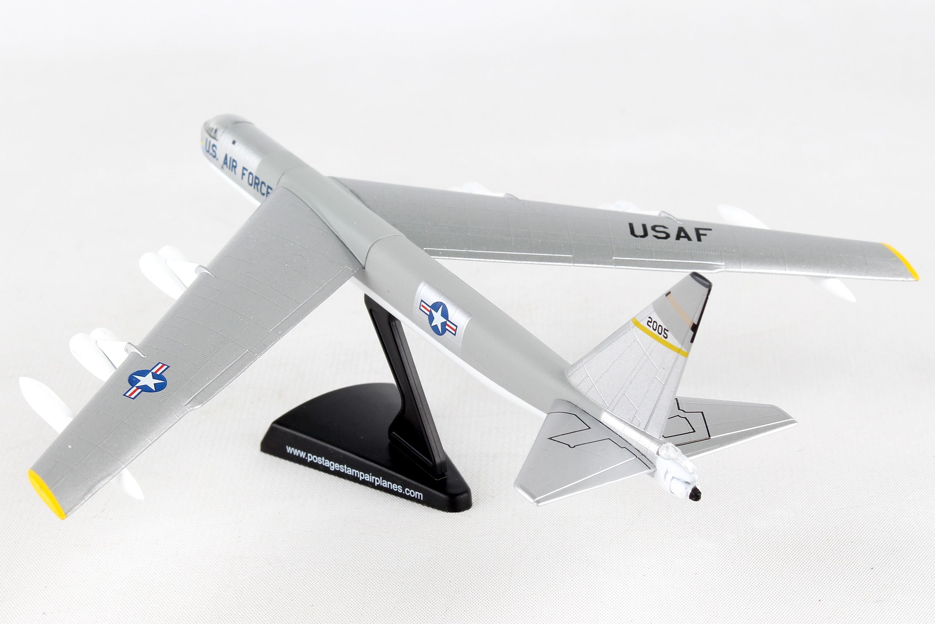 Daron | Boeing B-52 Stratofortress USAF 1:300 Scale Diecast