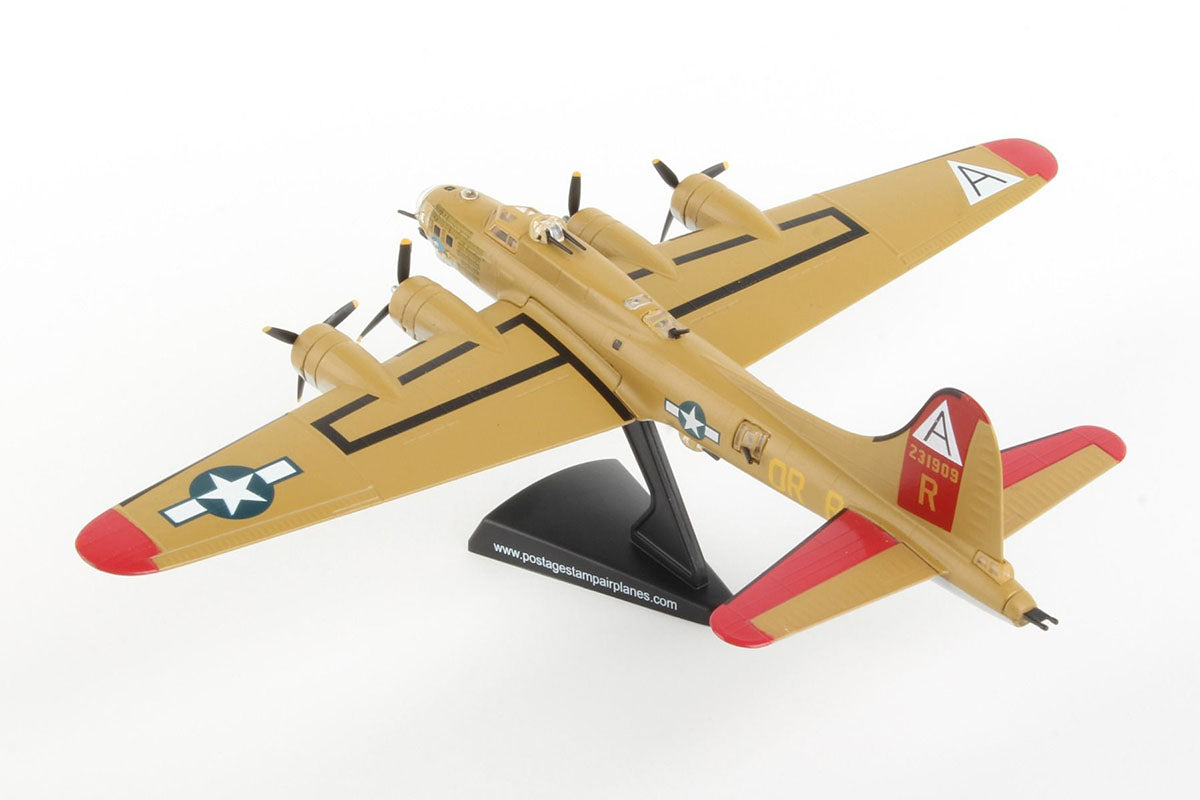 Boeing B-17G Flying Fortress “Nine-O-Nine” 1/155 Scale Model