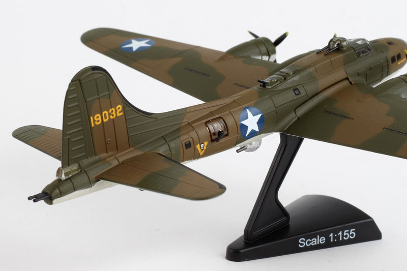 Boeing B-17E Flying Fortress “My Gal Sal”, 1/155 Scale Diecast Model Tail Close Up