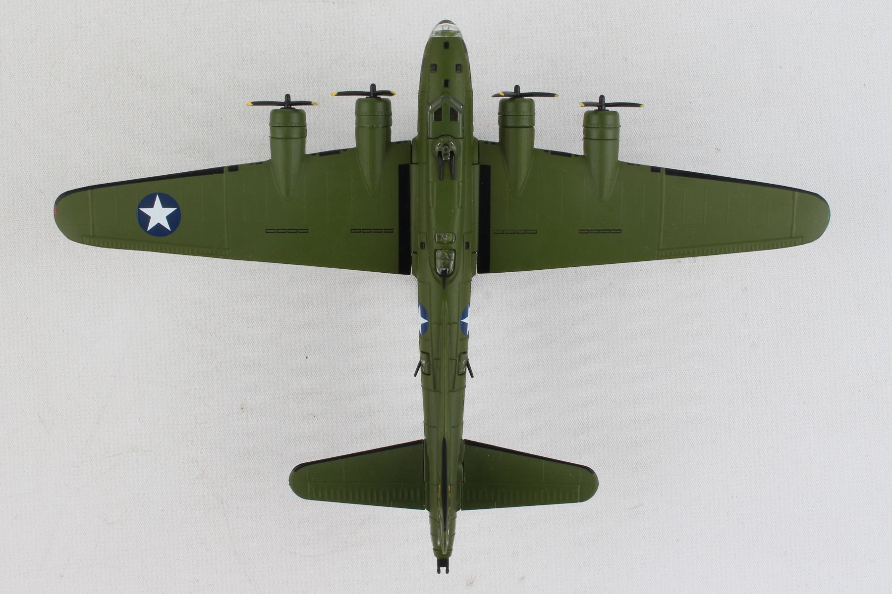 Boeing B-17F Flying Fortress “Boeing Bee” 1:155 Scale Diecast Model Top View