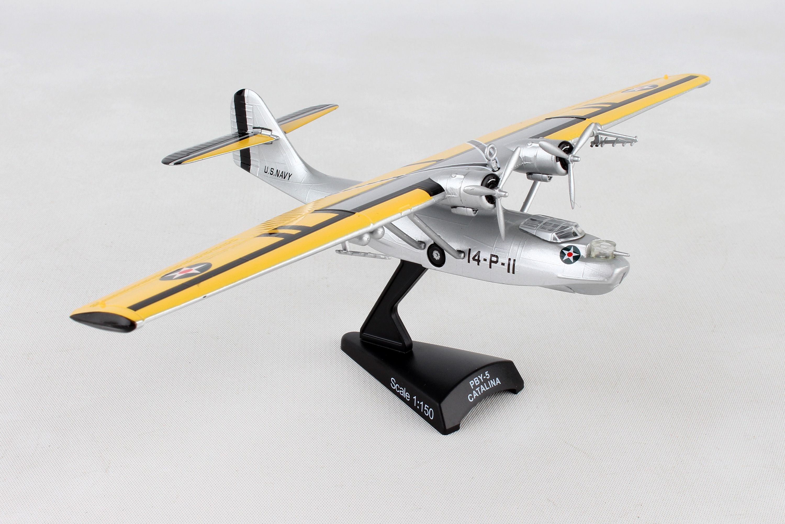 Consolidated Aircraft PBY-5 Catalina US Navy 1/150 Scale Model Right Front View