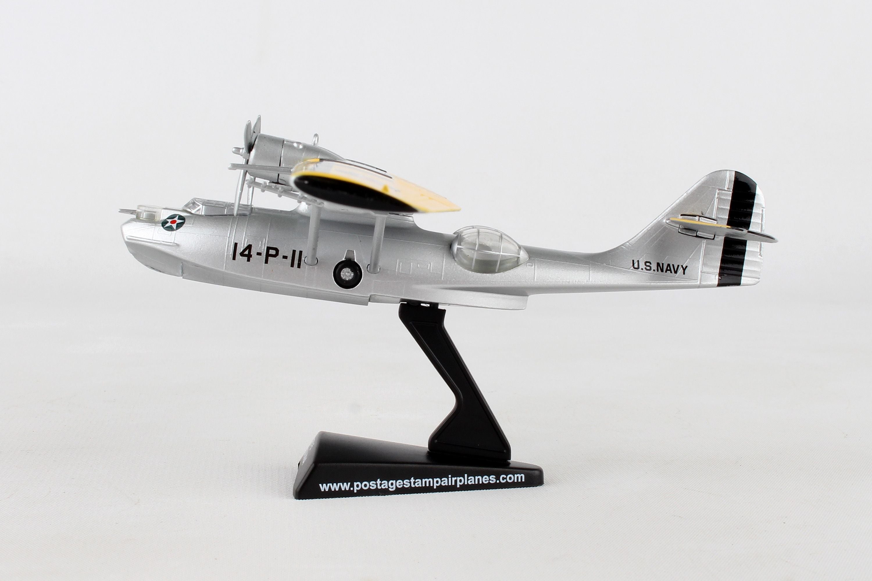 Consolidated Aircraft PBY-5 Catalina US Navy 1/150 Scale Model Left Side View