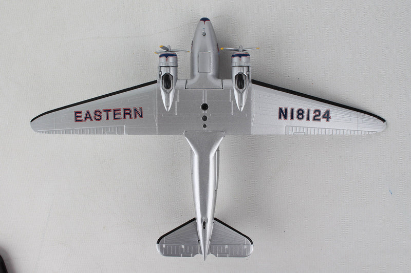 Douglas DC-3 Eastern Airlines, 1/144 Scale Model Bottom View
