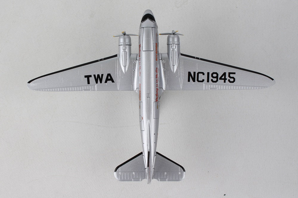 Douglas DC-3 Trans World Airlines  1/144  Scale Model Top View