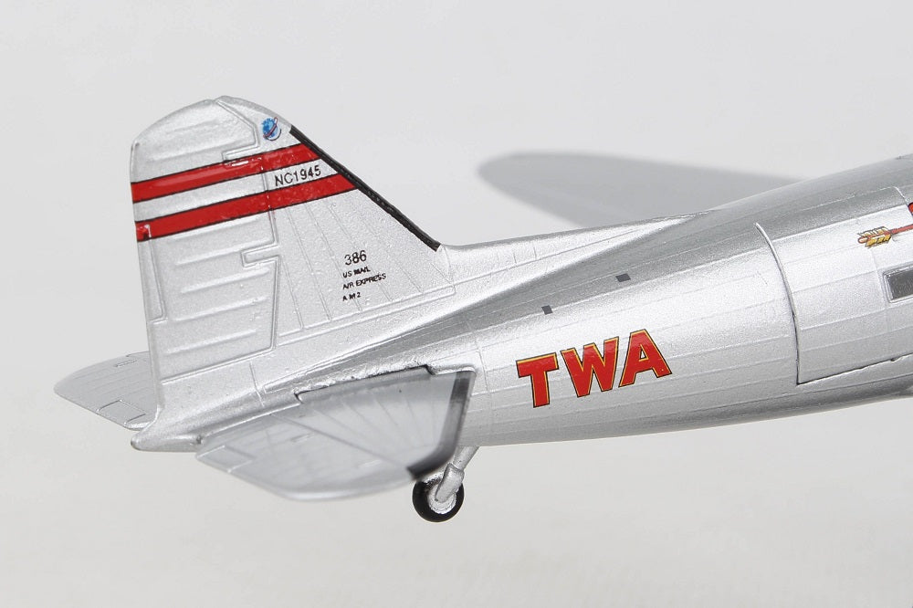 Douglas DC-3 Trans World Airlines  1/144  Scale Model Tail Detail