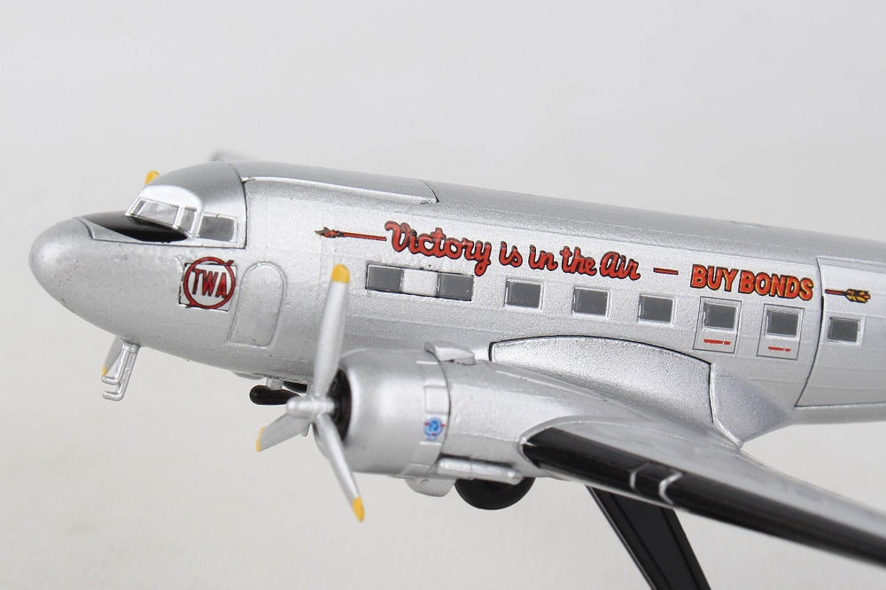 Douglas DC-3 Trans World Airlines  1/144  Scale Model Left Side Close Up