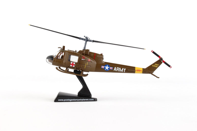 Bell UH-1 Iroquois “Huey” US Army MEDEVAC, 1:87 Scale Model Right Side View