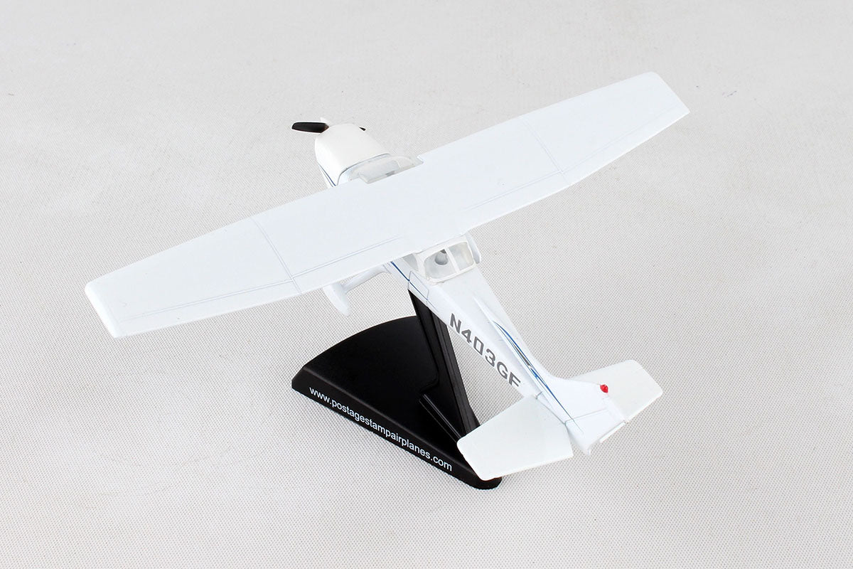 Cessna 172 Skyhawk 1:87 Scale Model