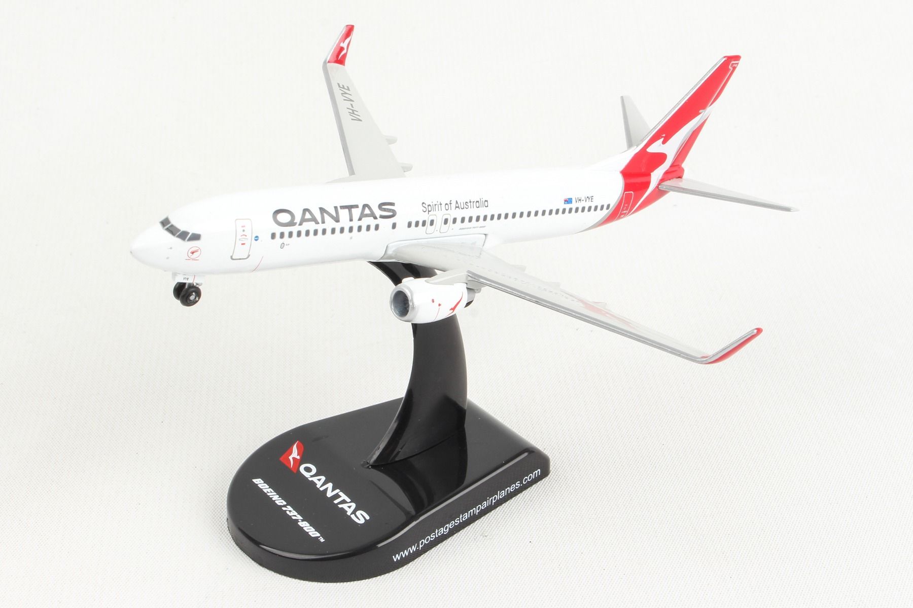 Boeing B737-800 Qantas Airways, 1/300 Scale Diecast Model