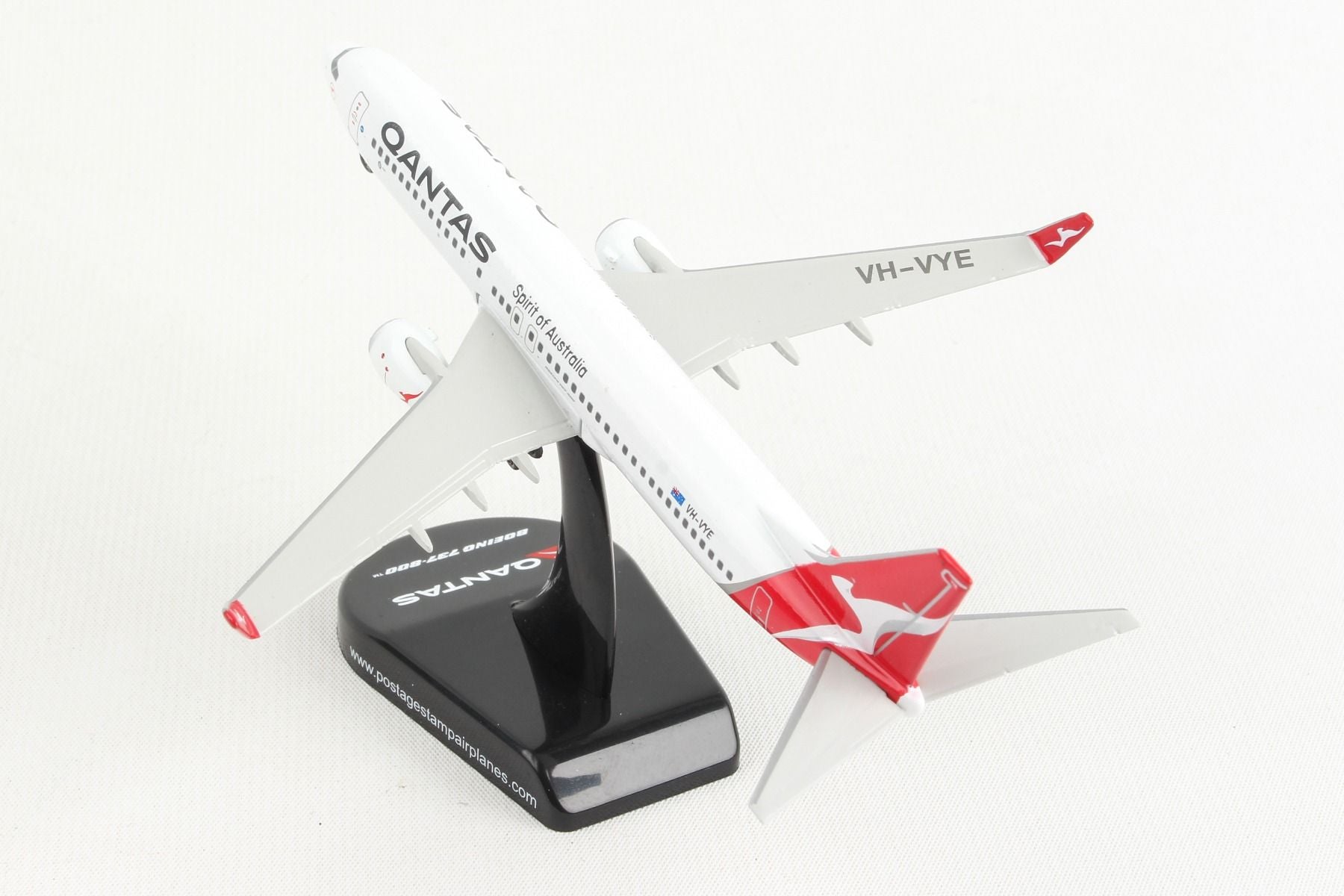 Boeing B737-800 Qantas Airways, 1/300 Scale Diecast Model Left Rear View