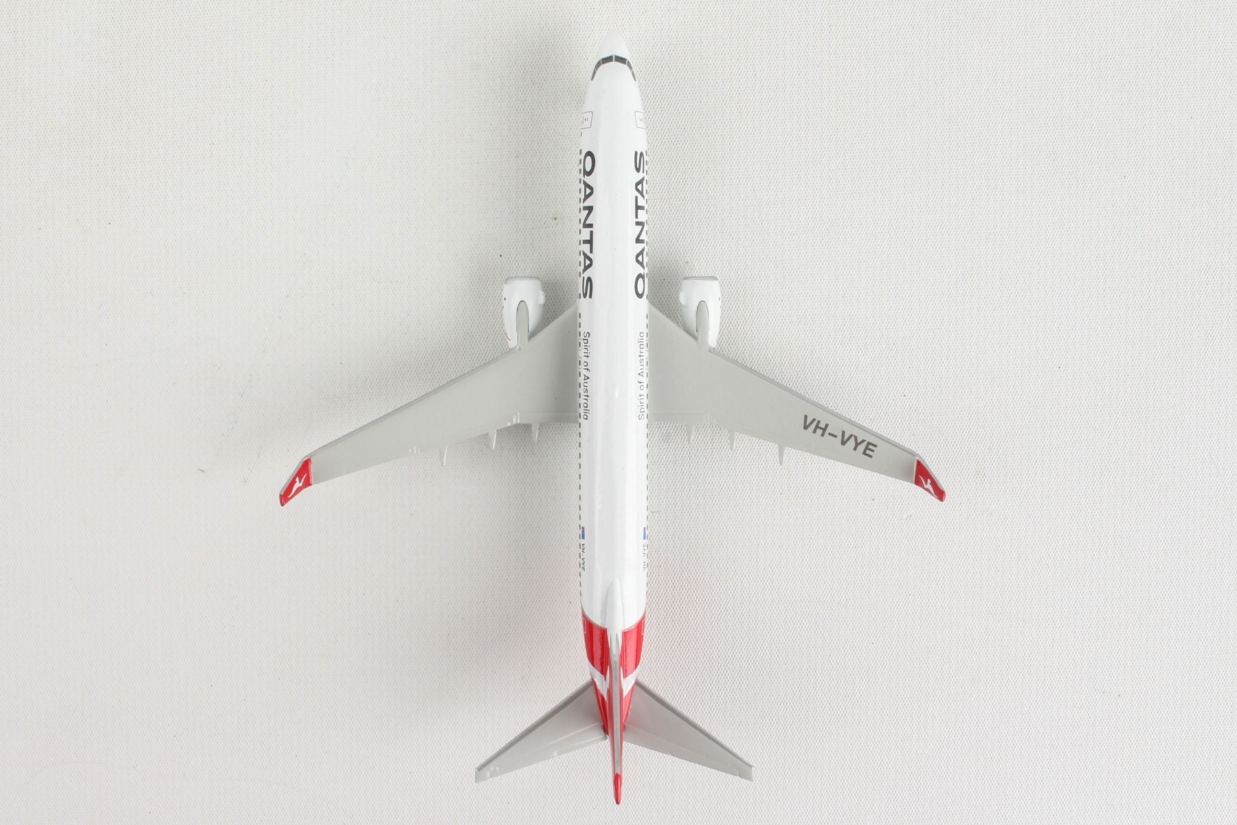 Boeing B737-800 Qantas Airways, 1/300 Scale Diecast Model Top View