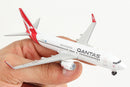 Boeing B737-800 Qantas Airways, 1/300 Scale Diecast Model
