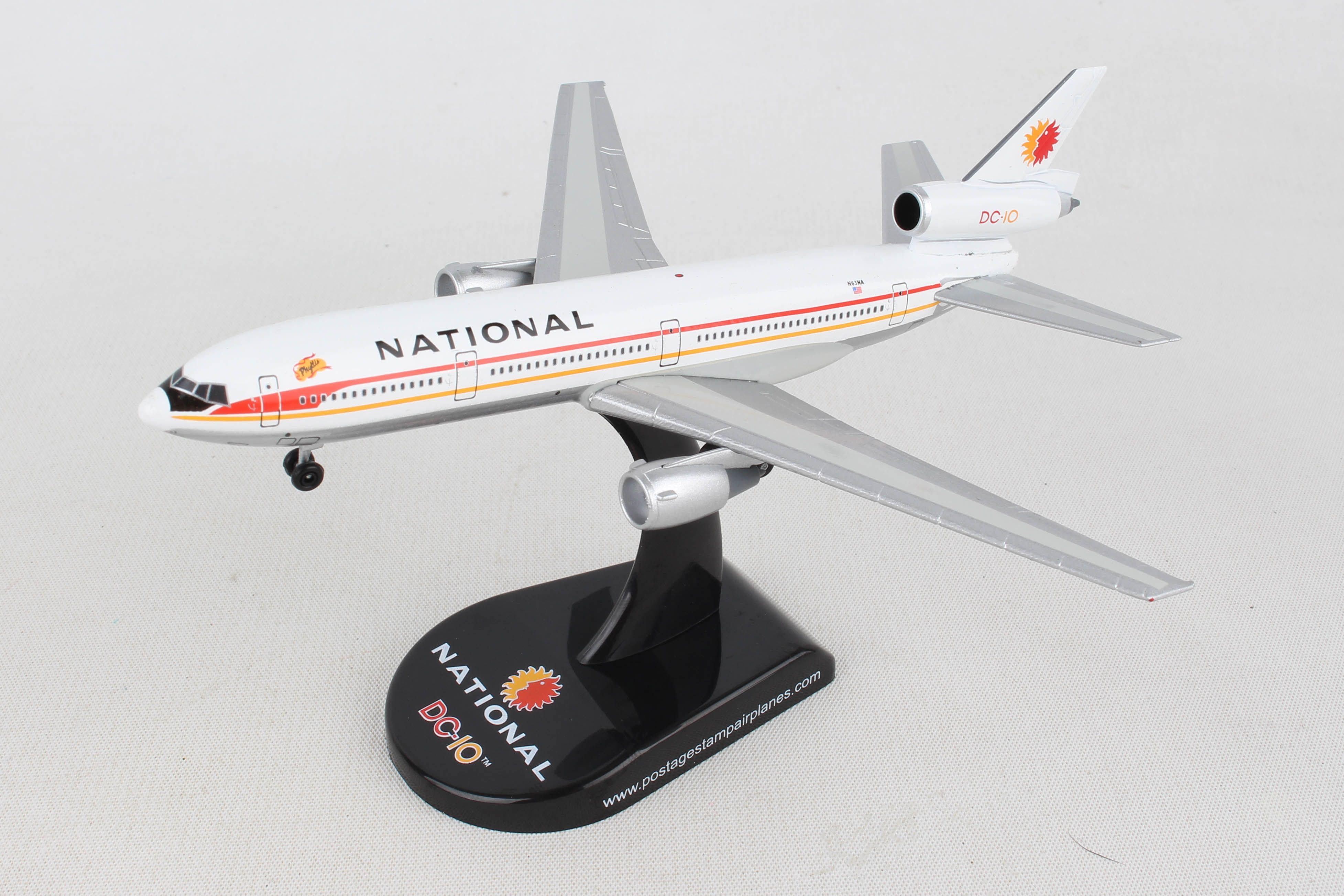 McDonnell Douglas DC-10 National Airlines, 1/400 Scale Diecast Model