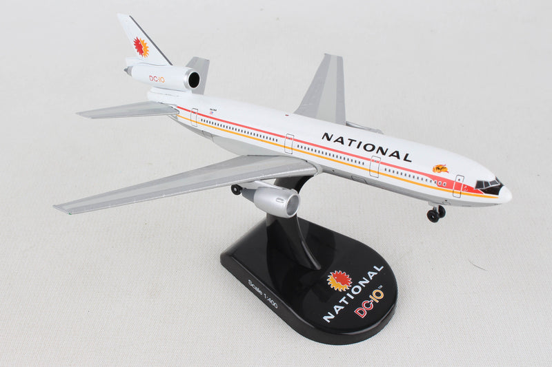 McDonnell Douglas DC-10 National Airlines, 1/400 Scale Diecast Model Right Front View