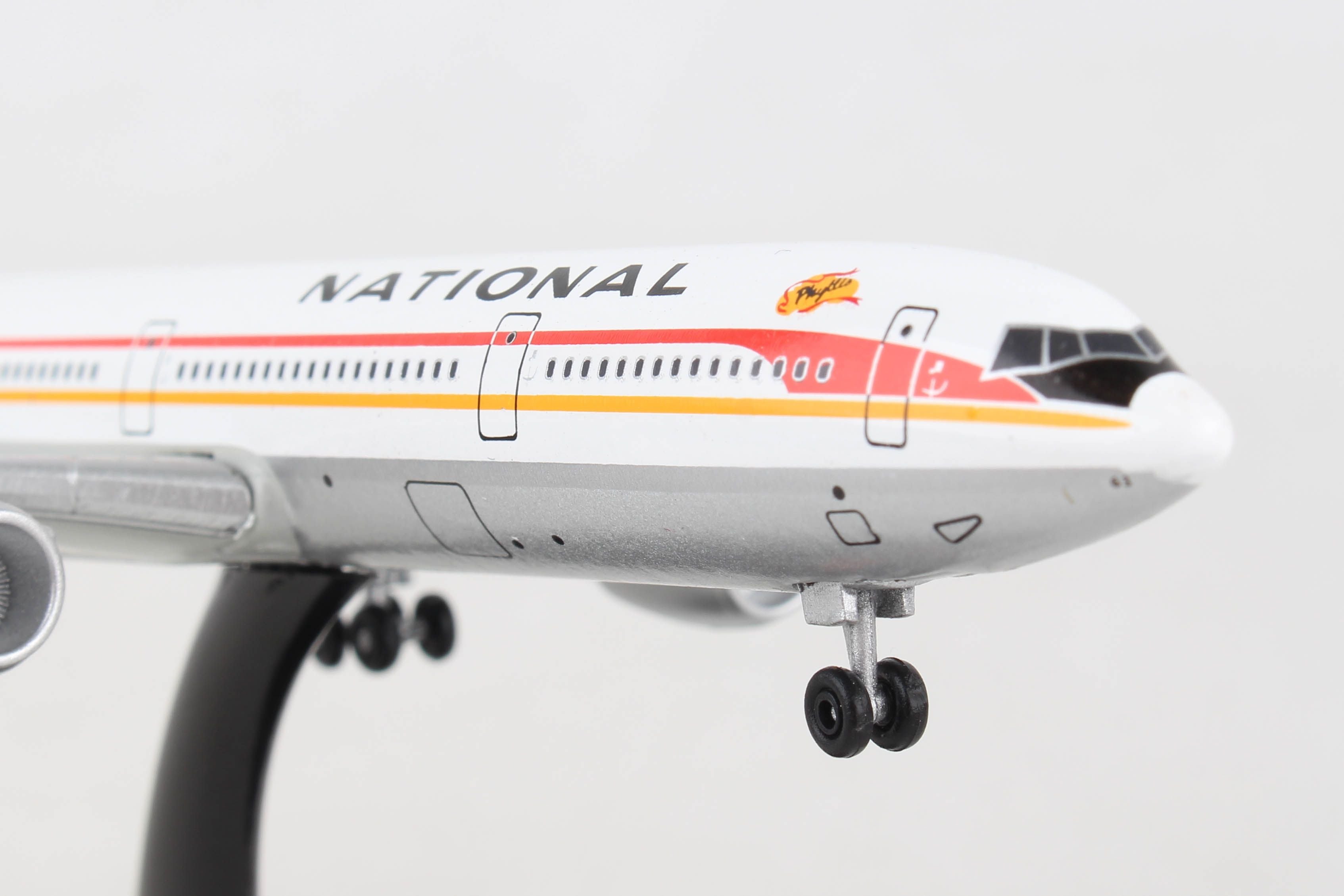 McDonnell Douglas DC-10 National Airlines, 1/400 Scale Diecast Model Nose Detail