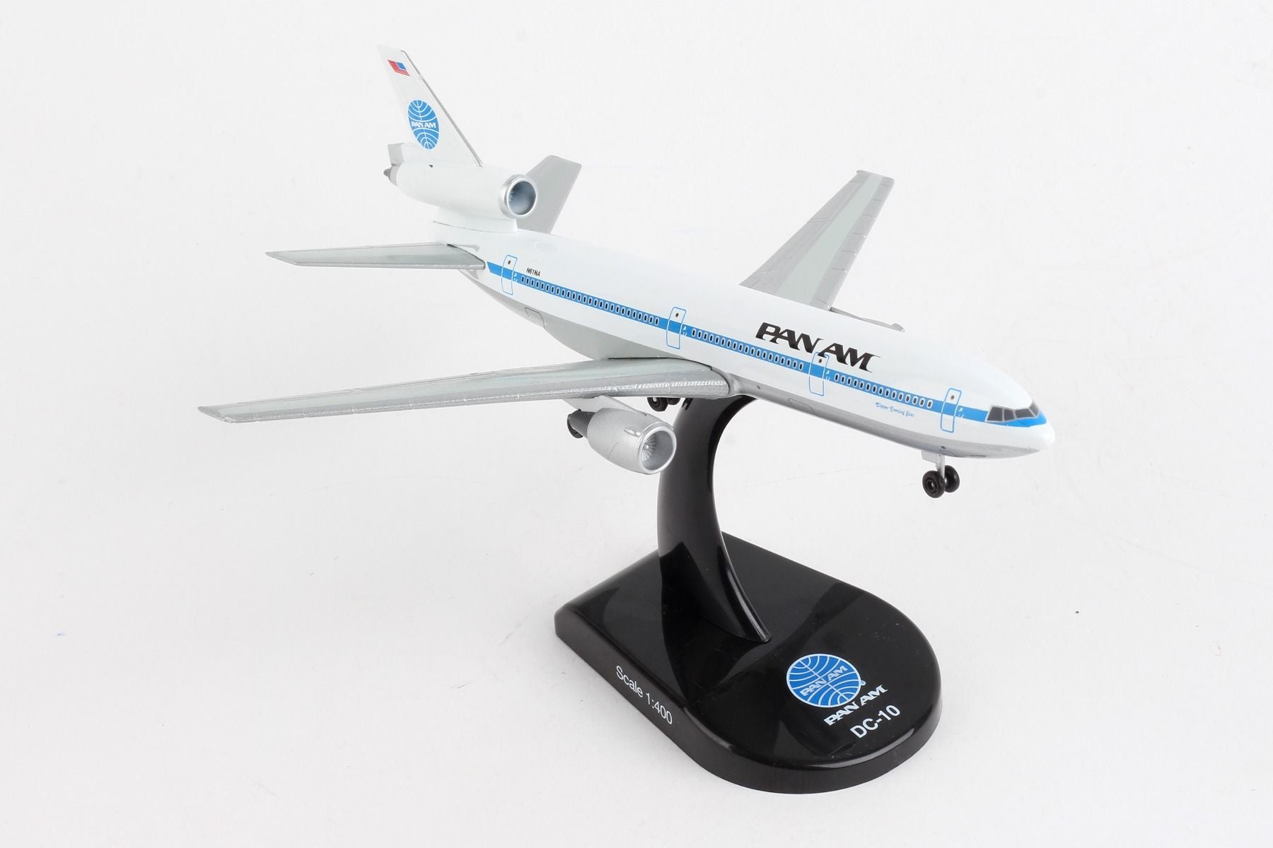 McDonnell Douglas DC-10 Pan Am, 1/400 Scale Diecast Model Right Front View