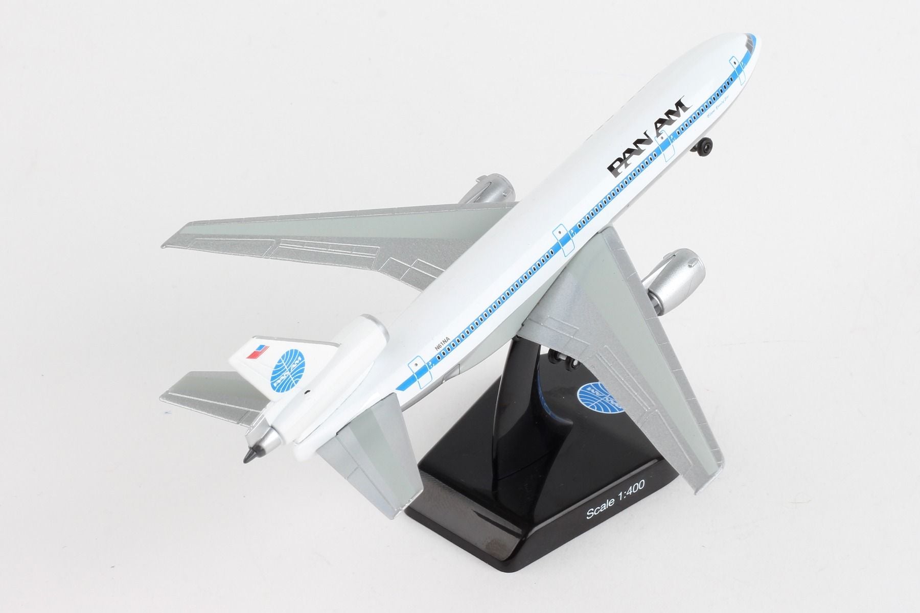 McDonnell Douglas DC-10 Pan Am, 1/400 Scale Diecast Model Right Rear View