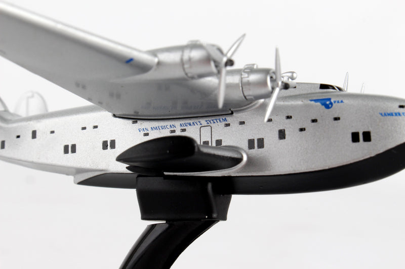 Boeing 314 Clipper Pan Am 1/350 Scale Model Center Close Up