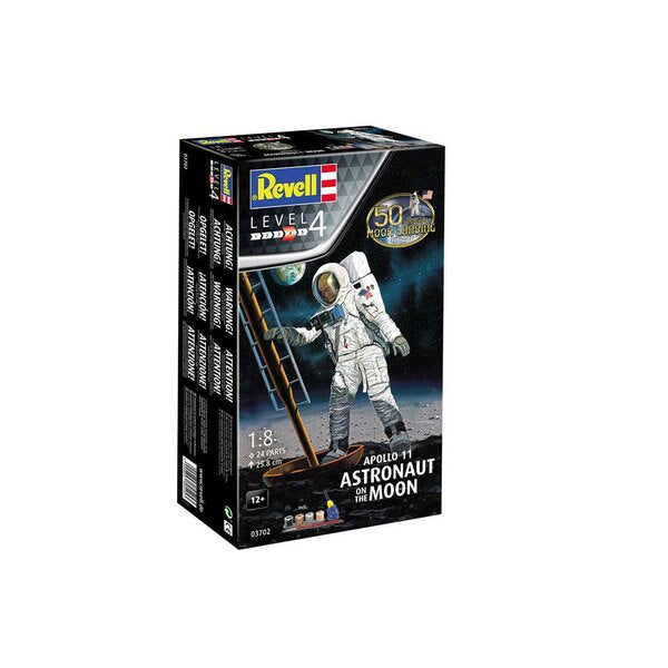 Apollo 11 Astronaut on the Moon, 1/8 Scale Model Kit