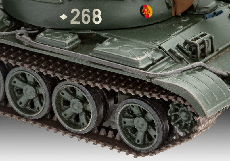 T-55A/AM Main Battle Tank, 1/72 Scale Model Kit Road Wheel Detail