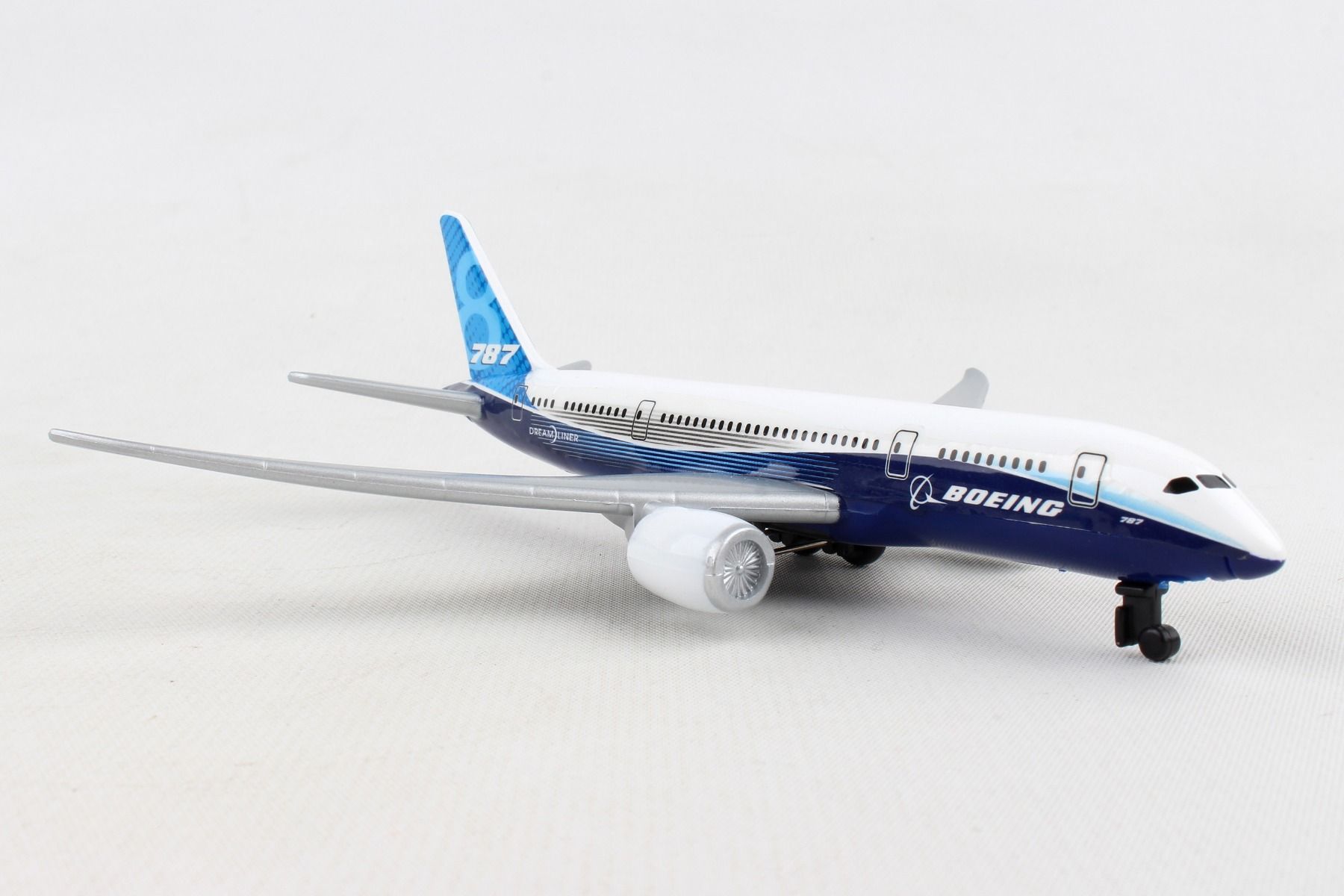 Boeing 787 Dreamliner Diecast Aircraft Toy Right Front View