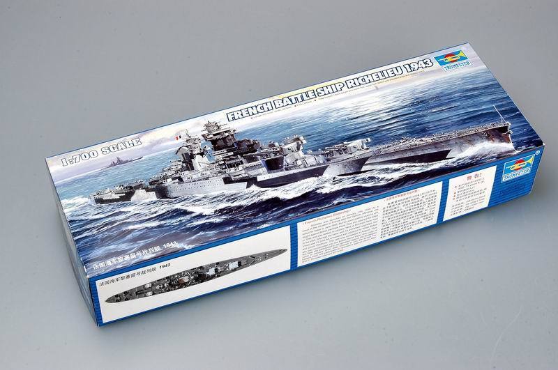 Richelieu French Battleship 1943, 1:700 Scale Model Kit