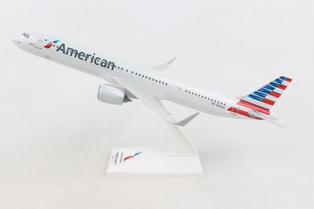 Airbus A321neo American Airlines 1:150 Scale Model Left Side View