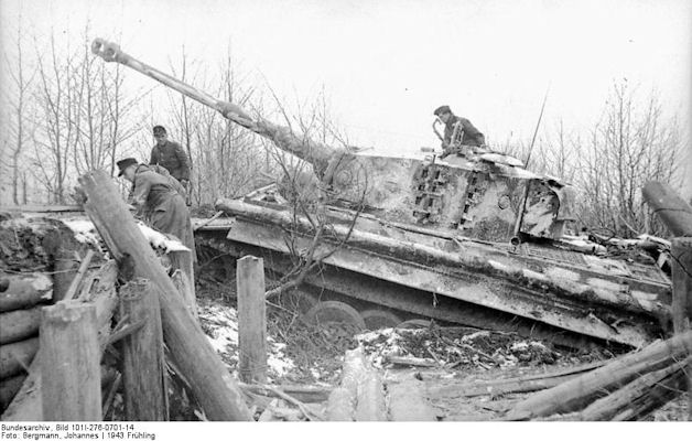 Sd.Kfz.181 Pzkpfw VI Ausf. E (Tiger I) 505th Heavy Tank Battalion Eastern Front 1943