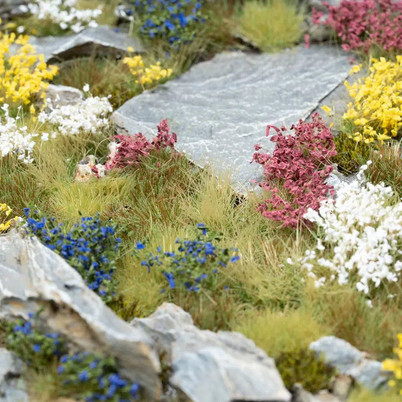 Wild Flowers Tuft Set Diorama Example